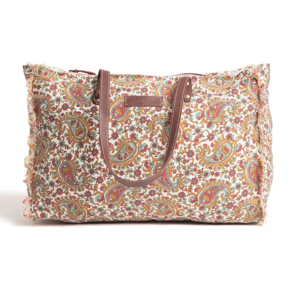 🚨LAST ONE🚨 Paisley Point Multicolor Canvas & Leather Weekender Fringe Trim - Picture 2 of 6